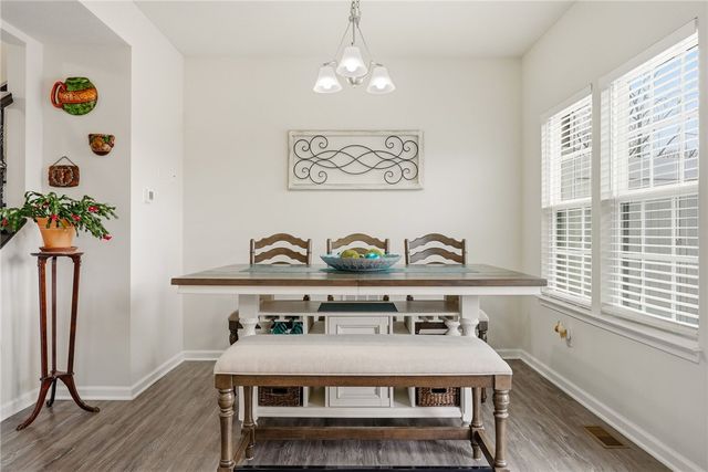 103 John St, South Strabane, PA 15301