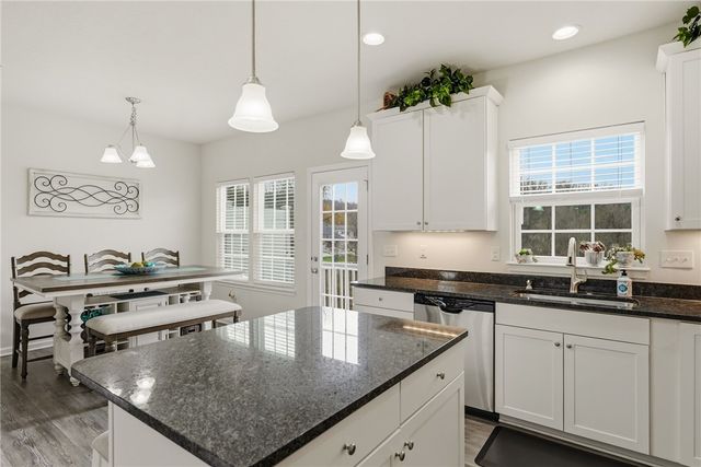 103 John St, South Strabane, PA 15301