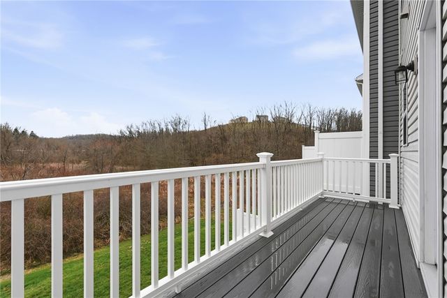 103 John St, South Strabane, PA 15301