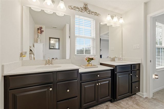 103 John St, South Strabane, PA 15301