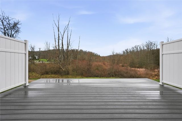 103 John St, South Strabane, PA 15301