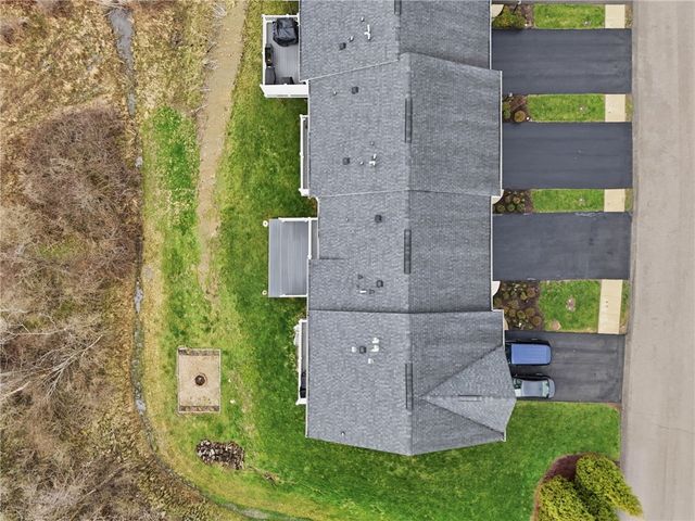 103 John St, South Strabane, PA 15301