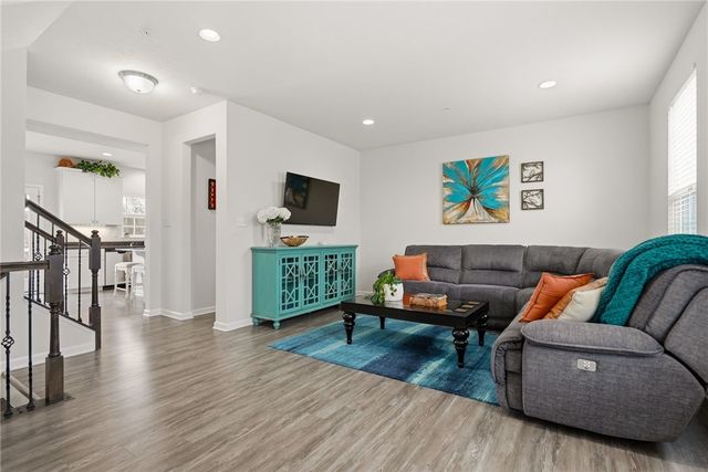 103 John St, South Strabane, PA 15301