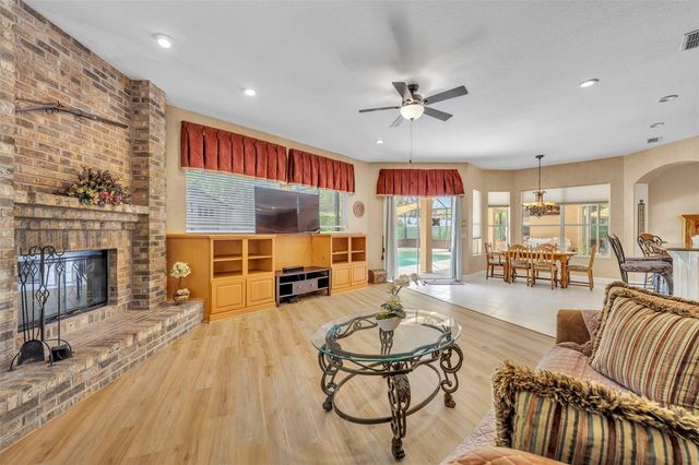 2518 EMERALD TREE LANE, Apopka, FL 32712