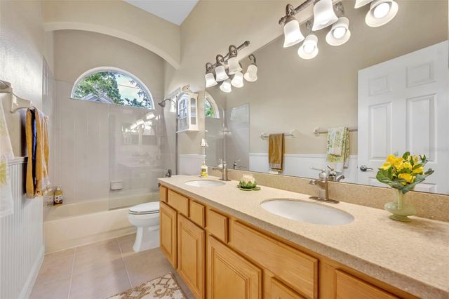 2518 EMERALD TREE LANE, Apopka, FL 32712