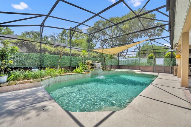 2518 EMERALD TREE LANE, Apopka, FL 32712