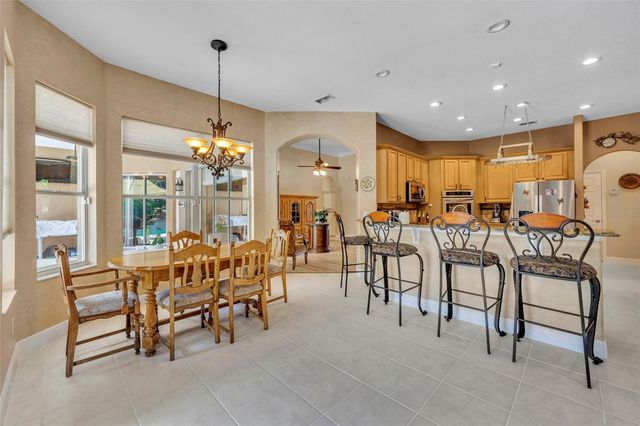 2518 EMERALD TREE LANE, Apopka, FL 32712
