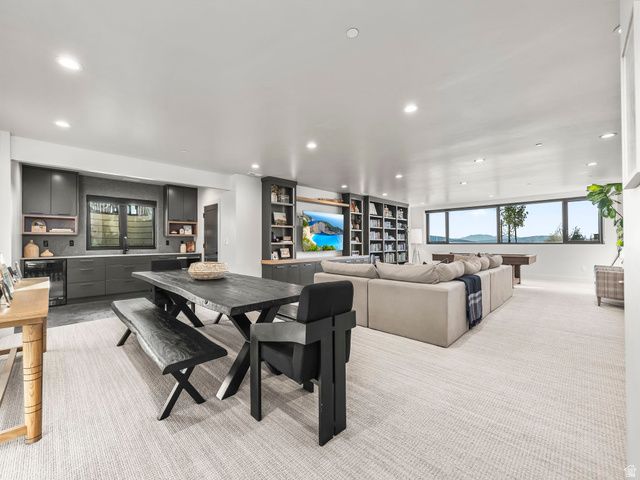 706 S NEBO CIR, Woodland Hills, UT 84653