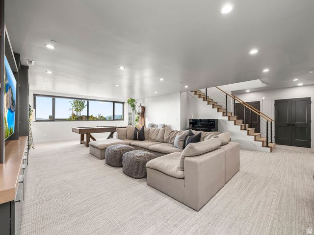 706 S NEBO CIR, Woodland Hills, UT 84653