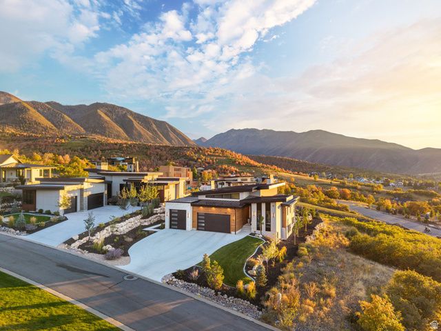 706 S NEBO CIR, Woodland Hills, UT 84653