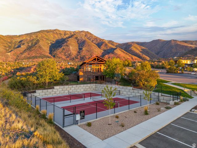 706 S NEBO CIR, Woodland Hills, UT 84653