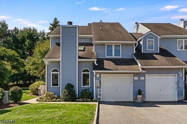 25 Knutsen Dr, West Orange Twp., NJ 07052