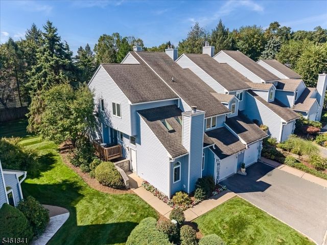 25 Knutsen Dr, West Orange Twp., NJ 07052