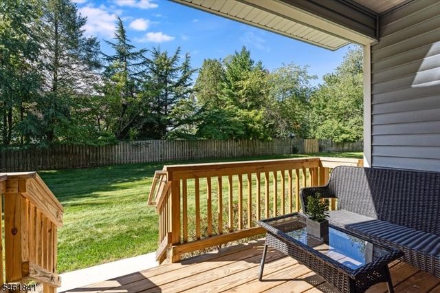 25 Knutsen Dr, West Orange Twp., NJ 07052