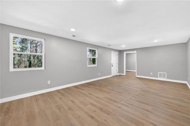 2874 Fairburn Road, Atlanta, GA 30331