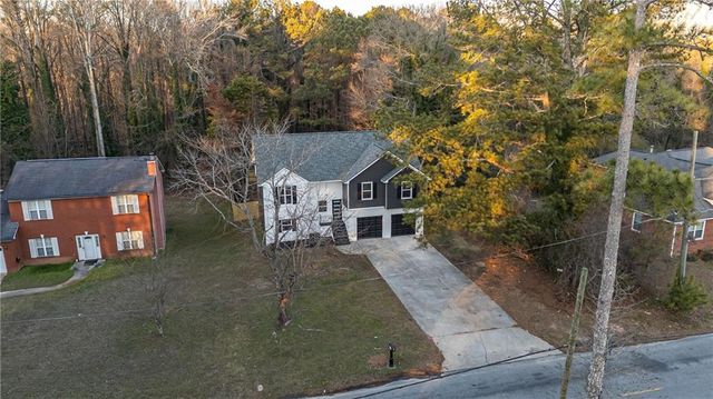 2874 Fairburn Road, Atlanta, GA 30331