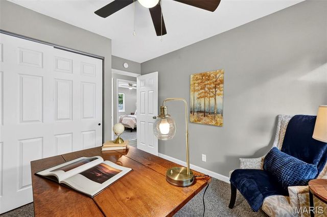 11837 Brookmont Drive, Maryland Heights, MO 63043