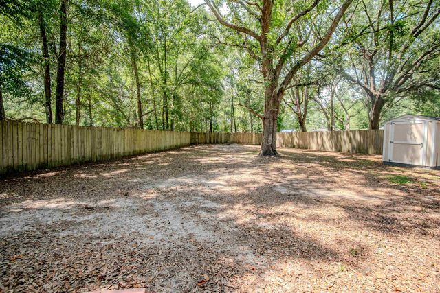 4514 Hickory Forest Circle, Tallahassee, FL 32303