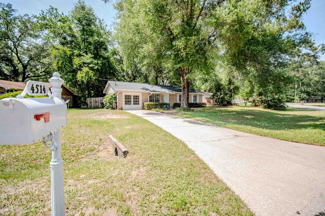 4514 Hickory Forest Circle, Tallahassee, FL 32303