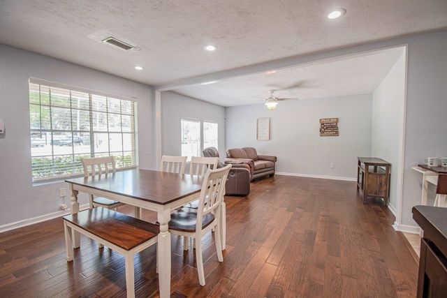4514 Hickory Forest Circle, Tallahassee, FL 32303