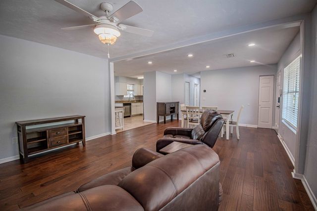4514 Hickory Forest Circle, Tallahassee, FL 32303