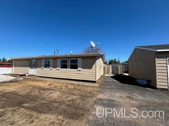 105 Constellation Avenue, Gwinn, MI 49841