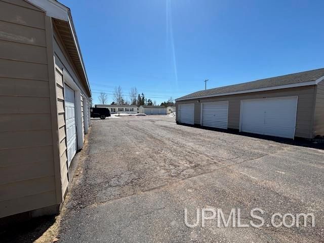 105 Constellation Avenue, Gwinn, MI 49841