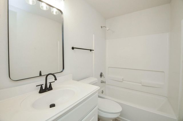 3906 Hollow Cove Lane, Richmond, TX 77469