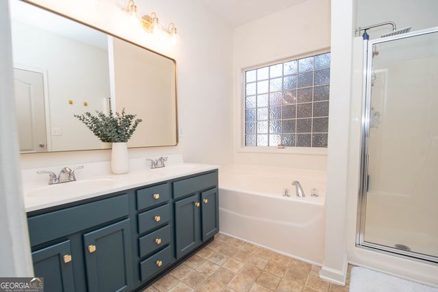 82 Stonebridge Crossing, Newnan, GA 30265