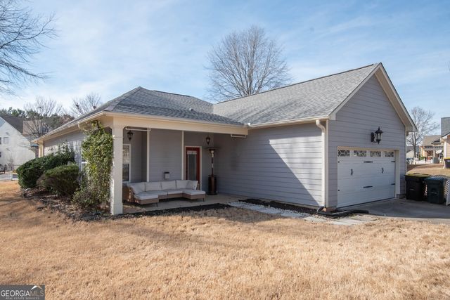 82 Stonebridge Crossing, Newnan, GA 30265