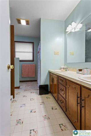 4423 Second Terrace, Lower Mt Bethel Twp, PA 18013