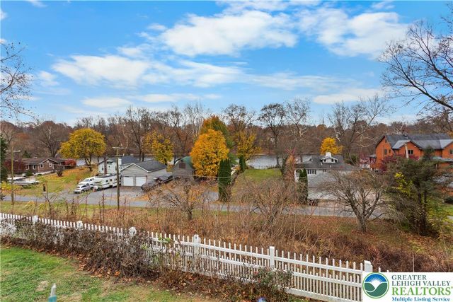 4423 Second Terrace, Lower Mt Bethel Twp, PA 18013