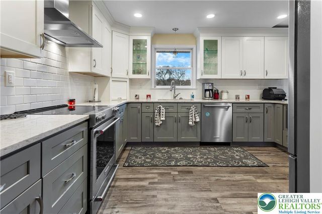 4423 Second Terrace, Lower Mt Bethel Twp, PA 18013