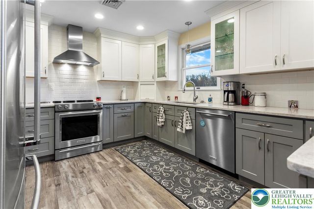 4423 Second Terrace, Lower Mt Bethel Twp, PA 18013