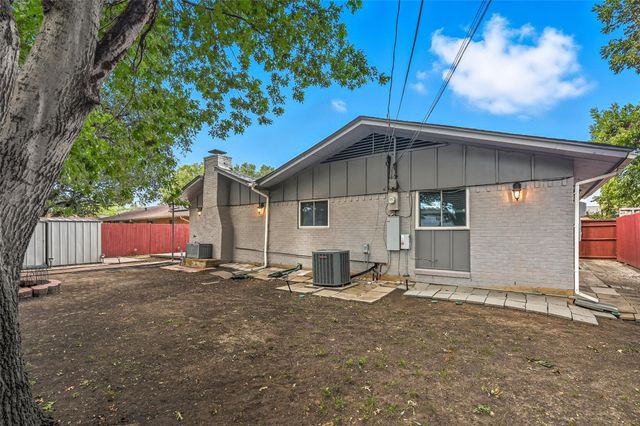 8120 Greenhollow Lane, Dallas, TX 75240