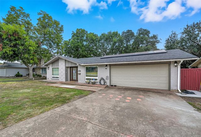 8120 Greenhollow Lane, Dallas, TX 75240