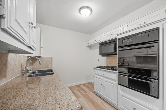 8120 Greenhollow Lane, Dallas, TX 75240