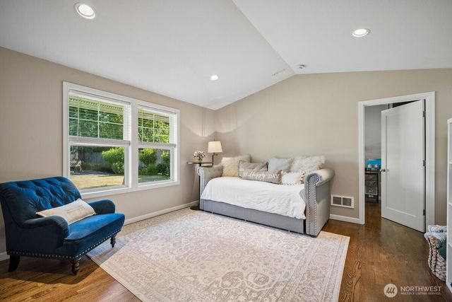 33331 SE 42nd Street, Fall City, WA 98024