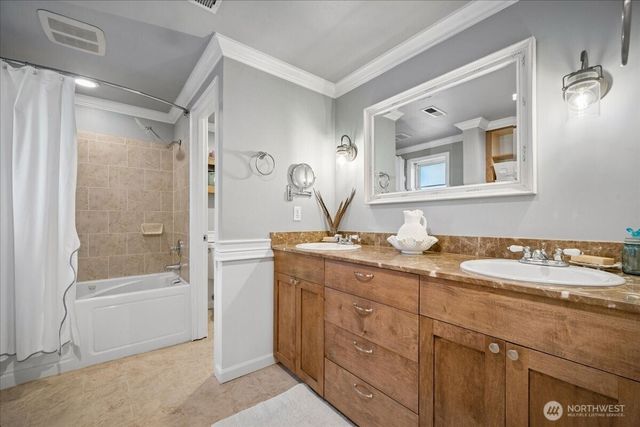 33331 SE 42nd Street, Fall City, WA 98024