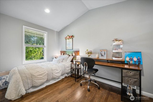 33331 SE 42nd Street, Fall City, WA 98024