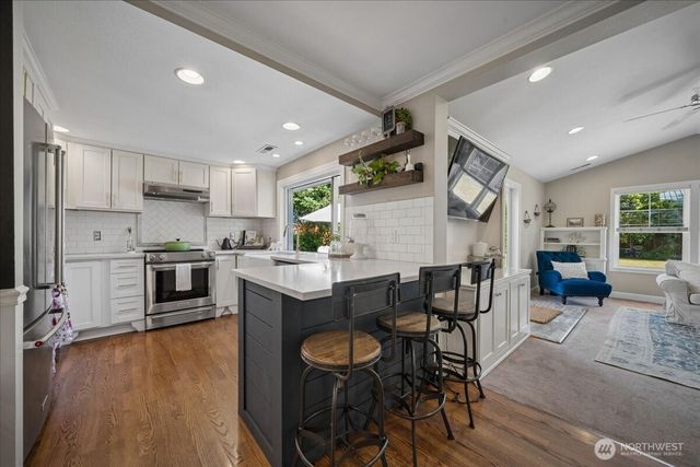 33331 SE 42nd Street, Fall City, WA 98024