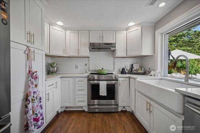 33331 SE 42nd Street, Fall City, WA 98024