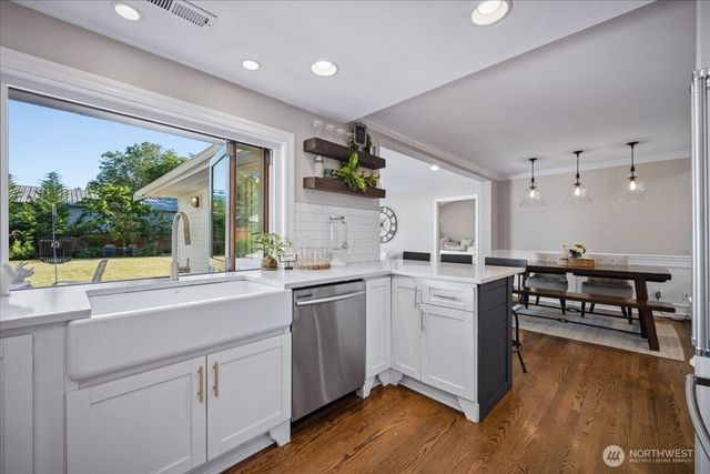 33331 SE 42nd Street, Fall City, WA 98024
