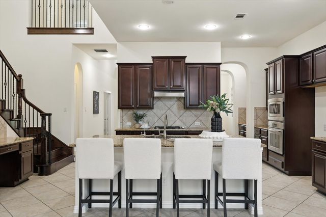 2512 Turnberry Court, Irving, TX 75063