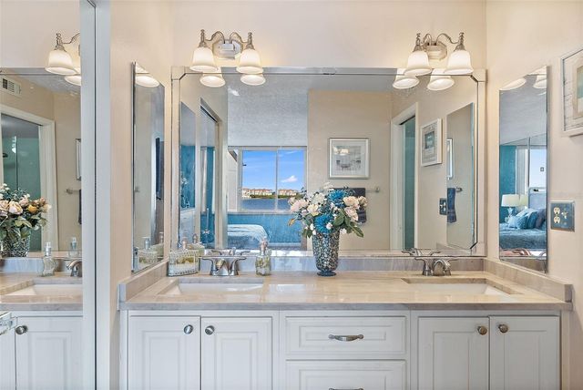 5279 ISLA KEY BOULEVARD S 417, St Petersburg, FL 33715