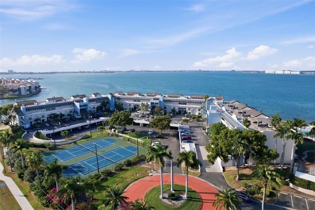 5279 ISLA KEY BOULEVARD S 417, St Petersburg, FL 33715