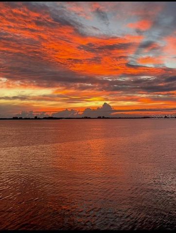 5279 ISLA KEY BOULEVARD S 417, St Petersburg, FL 33715