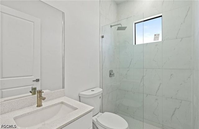 3927 NW 40th TER, Cape Coral, FL 33993