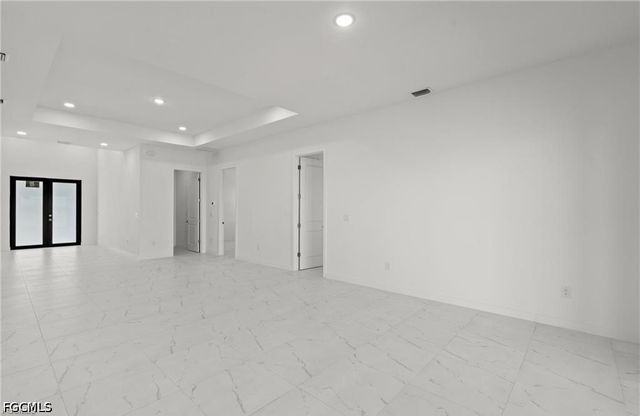3927 NW 40th TER, Cape Coral, FL 33993