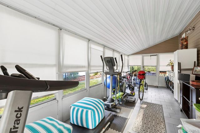 525 Riverleigh Avenue 45, Riverhead, NY 11901